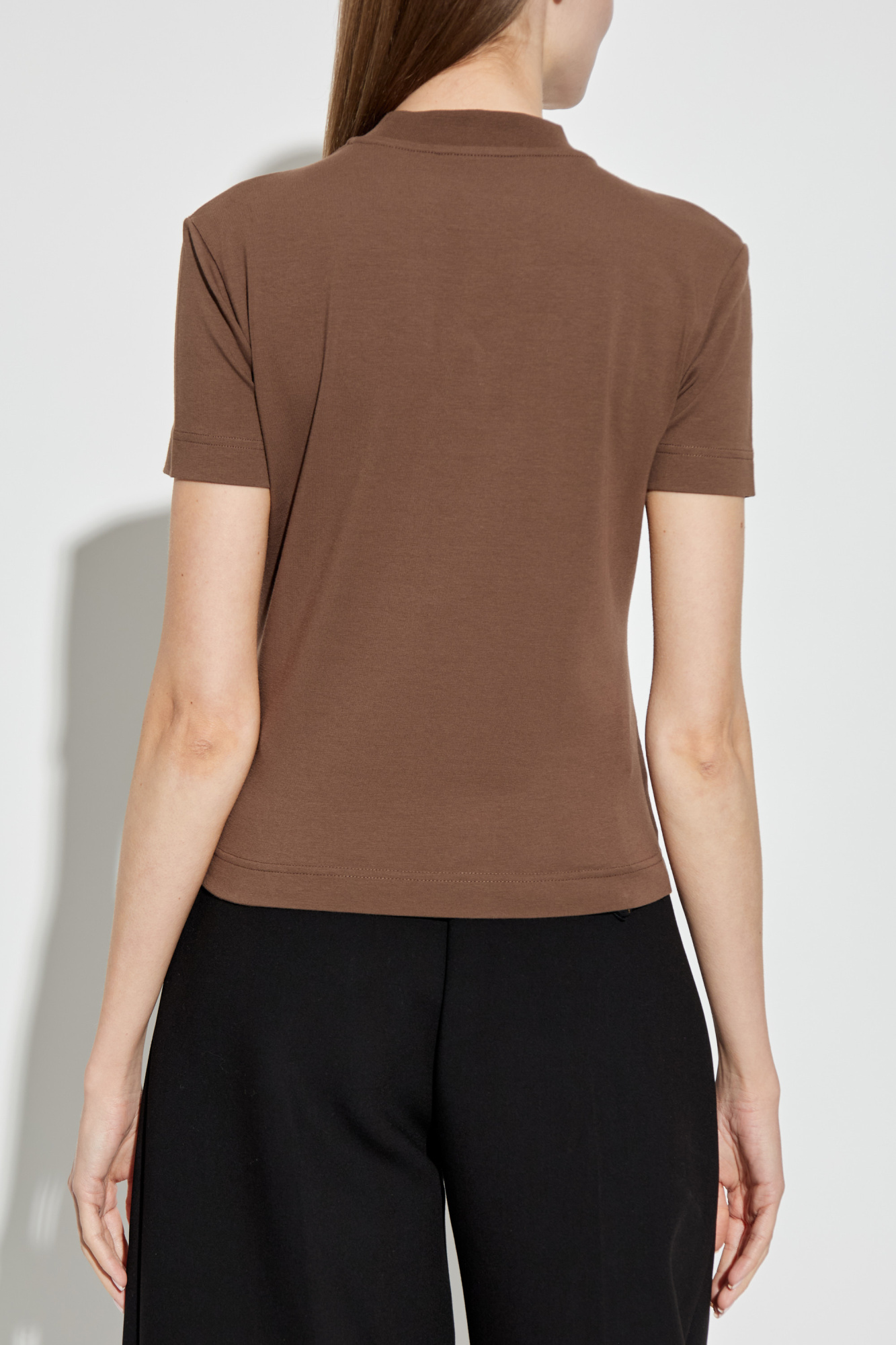 JACQUEMUS TSW00133AJ00124130 関税送料込 Brown T-shirt with logo patch Jacquemus - Vitkac AS